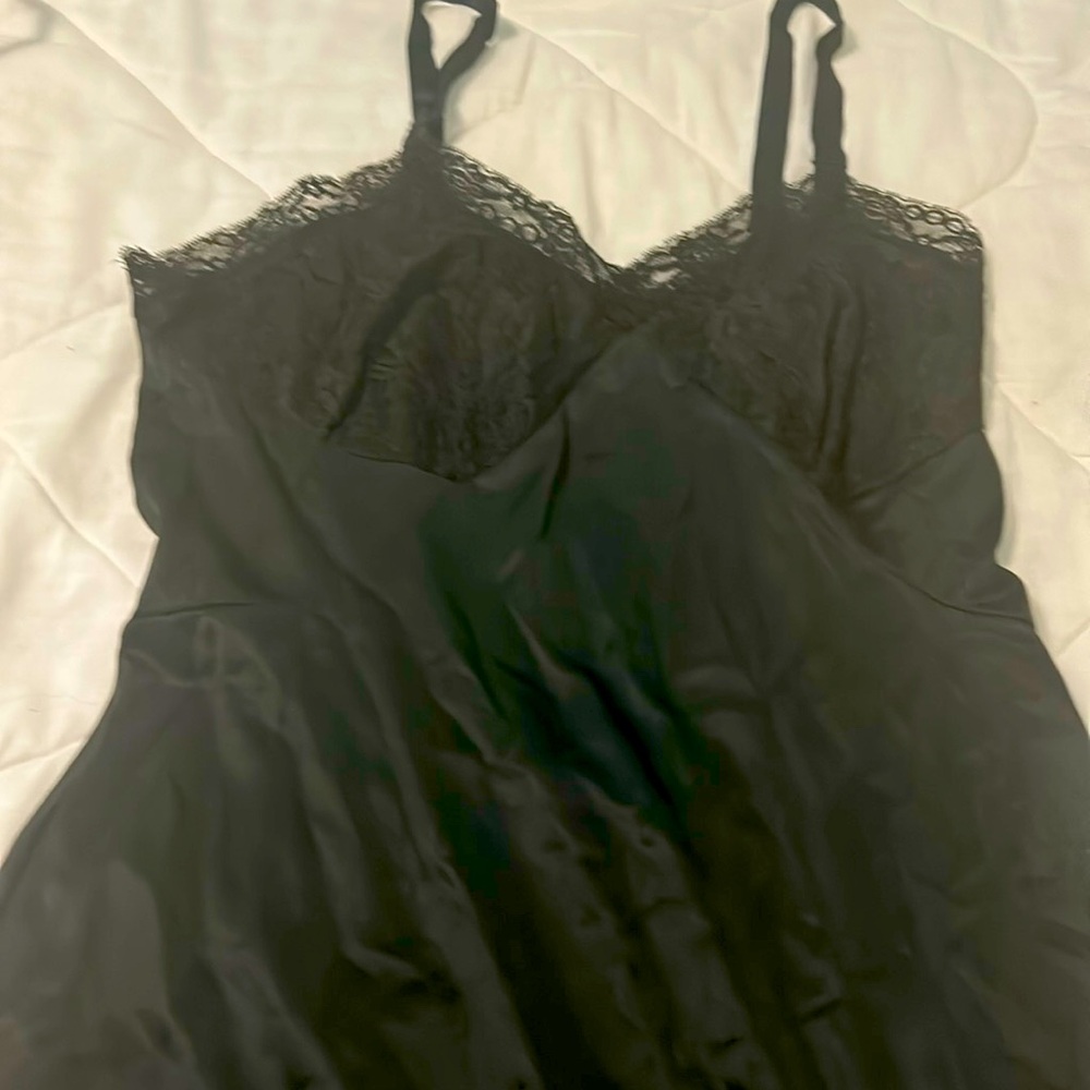 Black dress slip